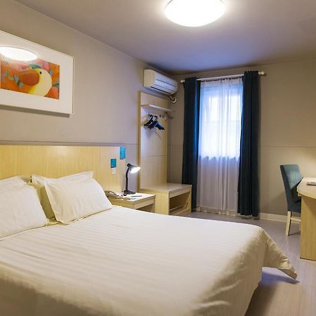 Jingjiang Inn Shanghai Jiading Chengzhong Road Esterno foto