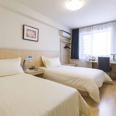 Jingjiang Inn Shanghai Jiading Chengzhong Road Esterno foto