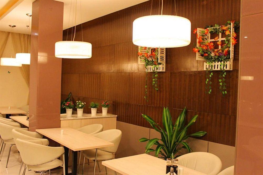 Jingjiang Inn Shanghai Jiading Chengzhong Road Esterno foto