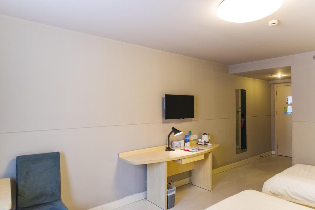 Jingjiang Inn Shanghai Jiading Chengzhong Road Esterno foto