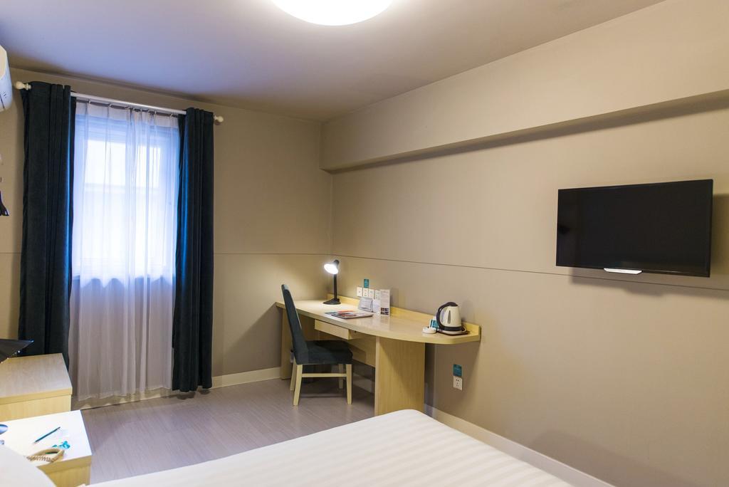 Jingjiang Inn Shanghai Jiading Chengzhong Road Esterno foto