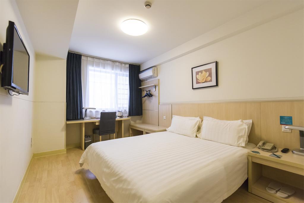 Jingjiang Inn Shanghai Jiading Chengzhong Road Esterno foto