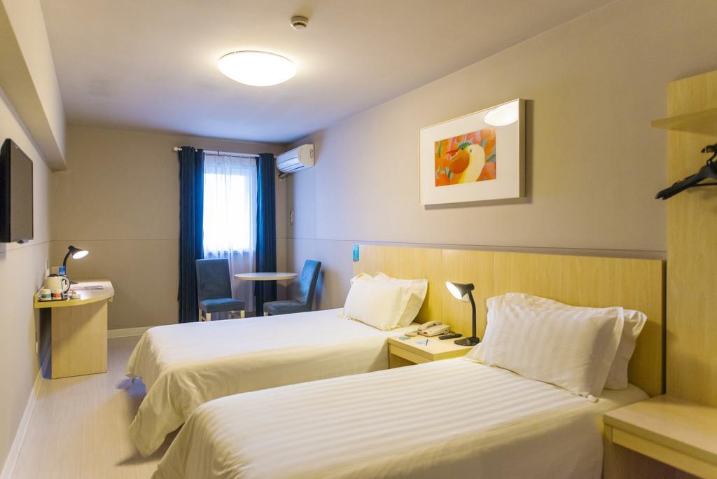 Jingjiang Inn Shanghai Jiading Chengzhong Road Esterno foto